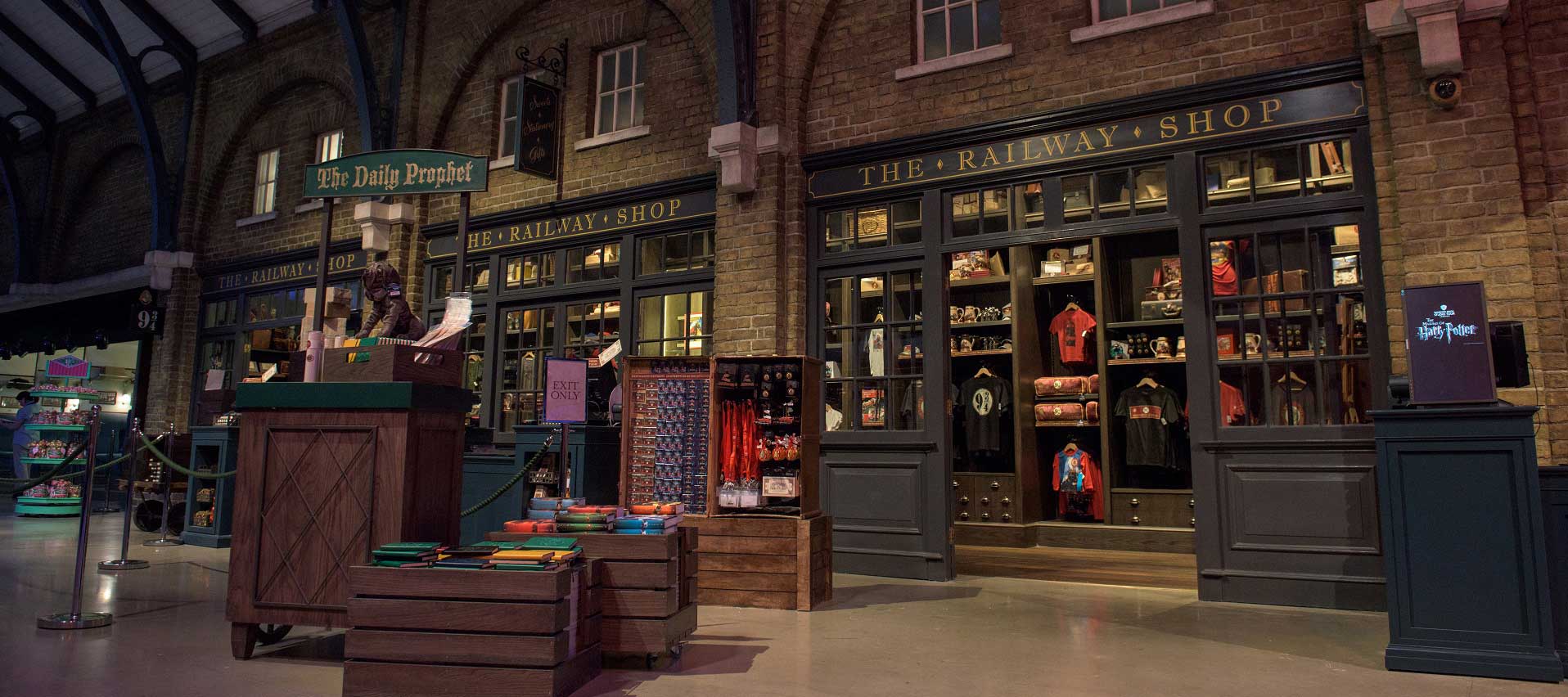 warner bros studio tour london shop